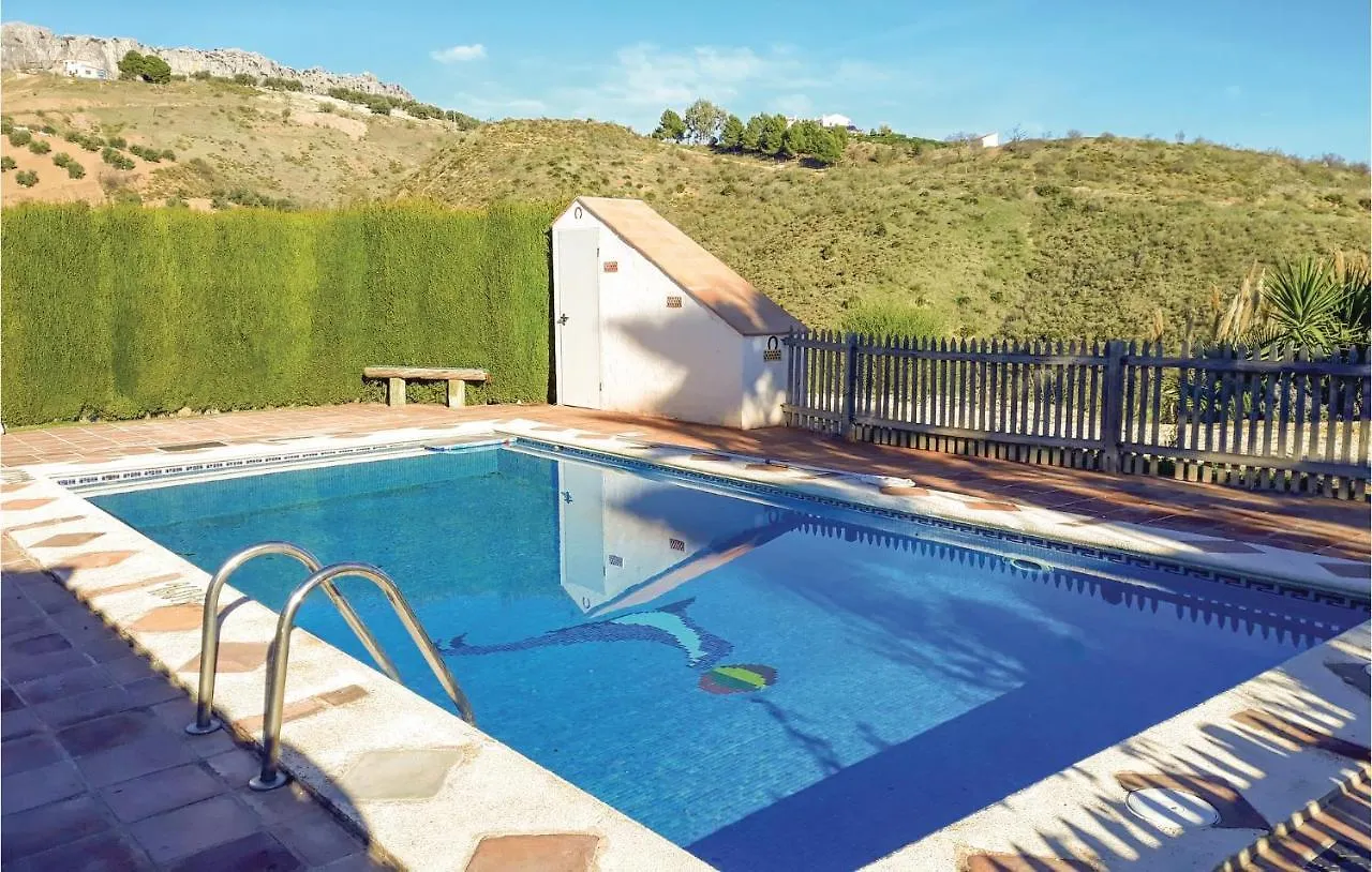 度假居 Stunning Home In Villanueva De La Conc, With Wifi 拉霍亚